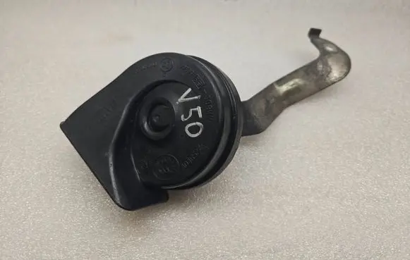 Volvo V50 Horn signal A046522