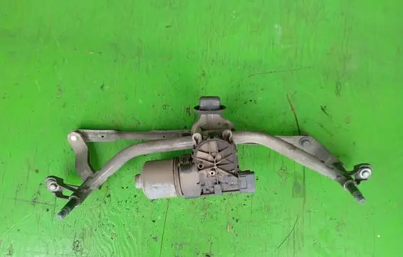 Peugeot 207 Front wiper linkage and motor 3397020769
