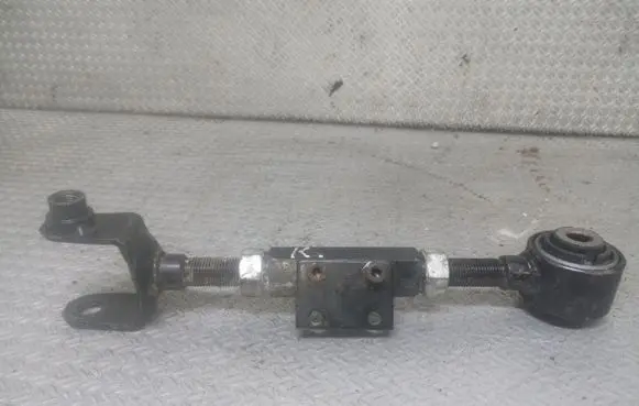 Honda CR-V Rear control arm