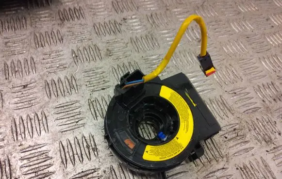 Hyundai ix35 Airbag slip ring squib (SRS ring) Y105535523