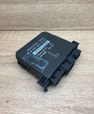 Mercedes-Benz C W202 Door control unit/module 2088201326 351474