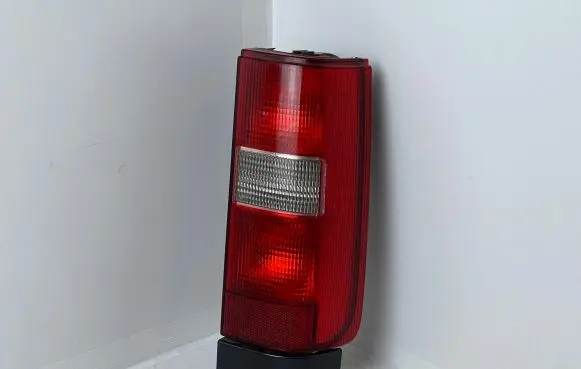Volvo S70 V70 V70 XC Rear/tail lights 3512426 3512320