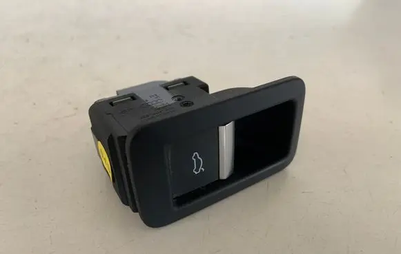 Audi Q5 SQ5 Tailgate opening switch 4M0959831A