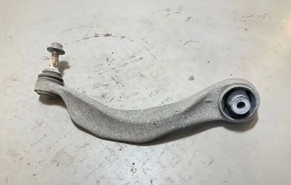 BMW 5 F10 F11 Front control arm 608276