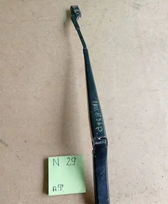 Volkswagen PASSAT B6 Windshield/front glass wiper blade 3C1955410A