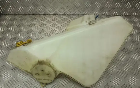 Mercedes-Benz Vaneo W414 Windshield washer fluid reservoir/tank 1688690220