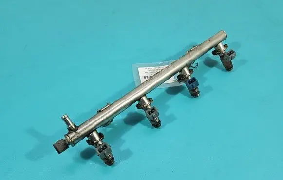 Fuel injector