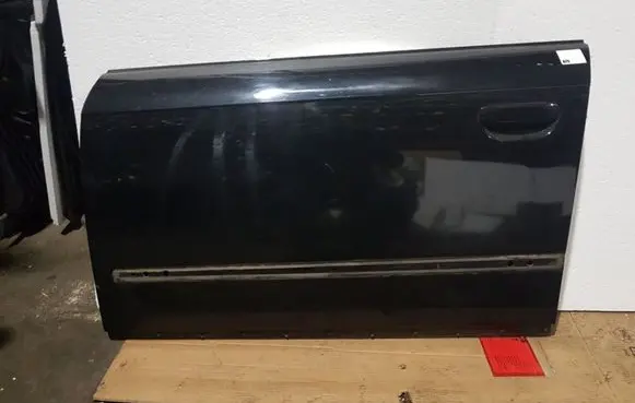 Audi A4 S4 B7 8E 8H Front door
