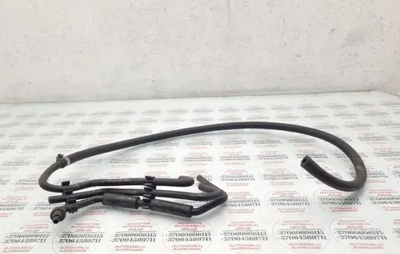 Volkswagen Touran I Vacuum line/pipe/hose 03G131051