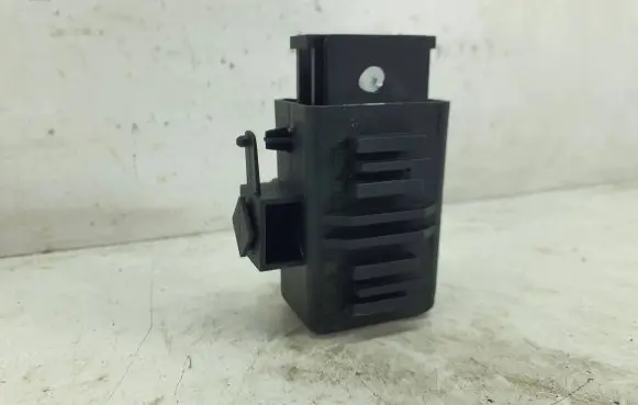 Volkswagen Caddy Other relay 1K0959772