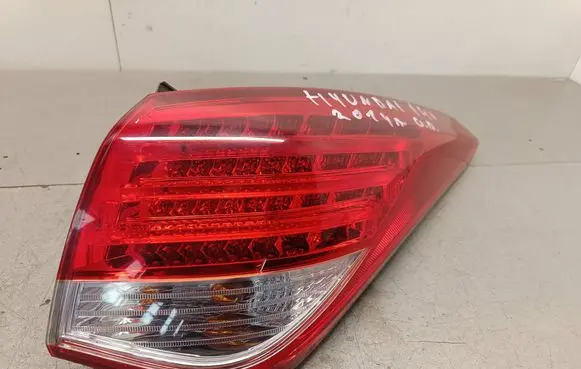 Rear/tail lights