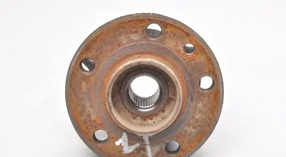 Volvo XC70 Rear wheel bearing hub 