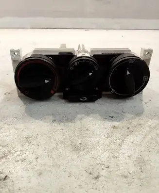 Audi A3 S3 8P Climate control unit 8L0819045A