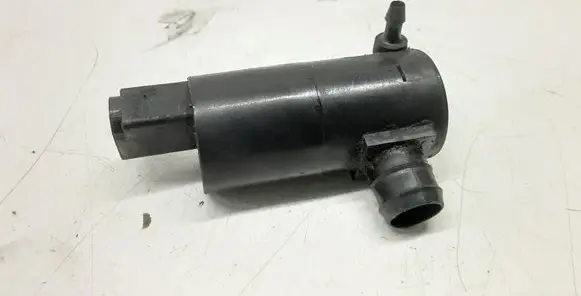 Toyota Yaris Windscreen/windshield washer pump