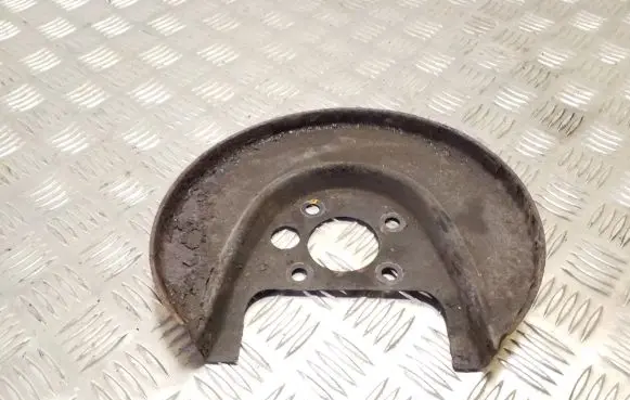 Volkswagen Golf IV Rear brake disc plate dust cover 