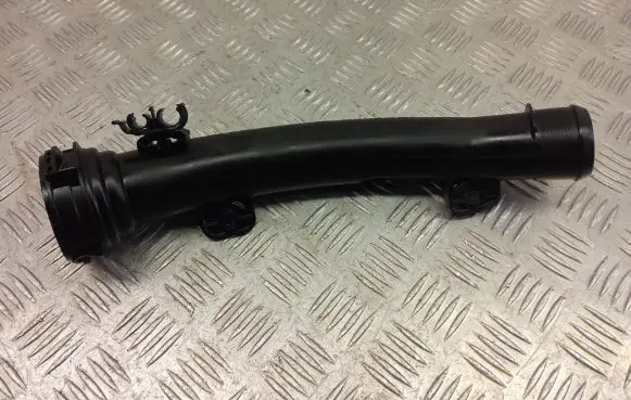 Opel Mokka X Intercooler hose/pipe 9817416680