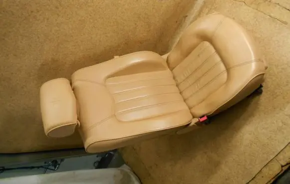 Maserati Quattroporte Front driver seat 