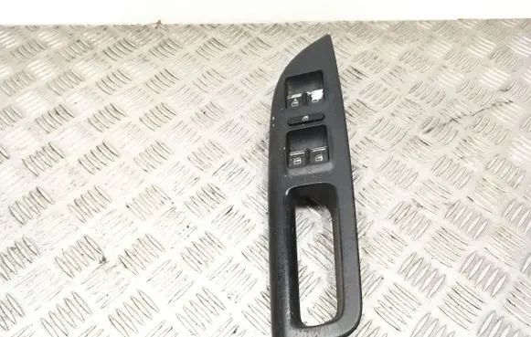 Skoda Octavia Mk2 (1Z) Electric window control switch 1Z2867172 1Z0959858A 0505