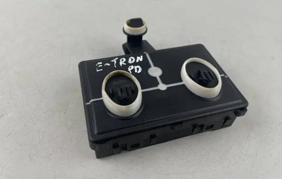 Audi e-tron Door control unit/module 4M0959593N