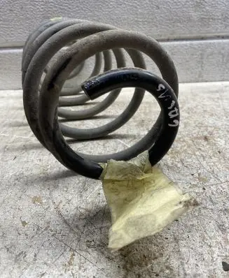 Toyota Yaris Rear coil spring