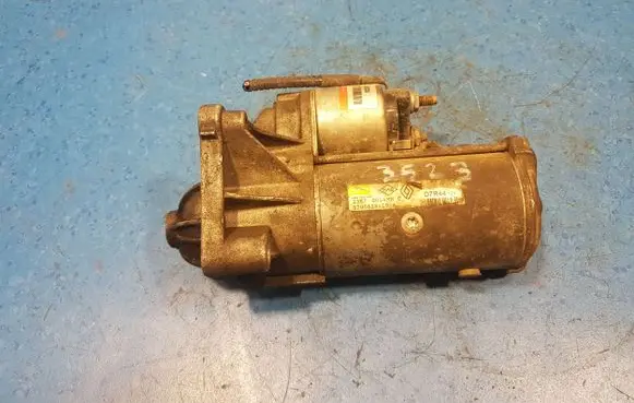 Renault Megane II Starter motor 8200628419A