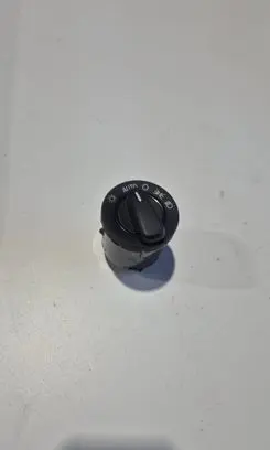 Dodge Challenger Light switch 68158243AB