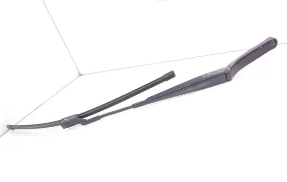 Volkswagen Golf V Front wiper blade arm 1Q1955409