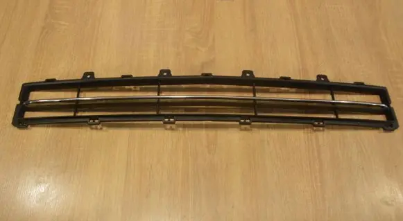 Chevrolet Captiva Front bumper lower grill