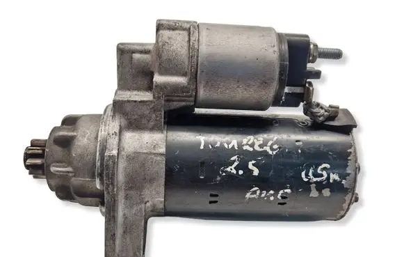 Volkswagen Touareg I Starter motor 0001125600 070911023B