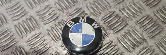 BMW 5 F10 F11 Original wheel cap 6783536