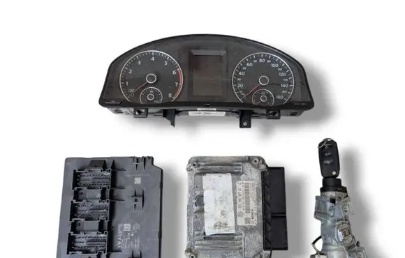 Volkswagen Eos Engine ECU kit and lock set 0261S05810 03C906027AT