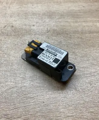 Renault Scenic I Airbag deployment crash/impact sensor 7700437301B 550759800