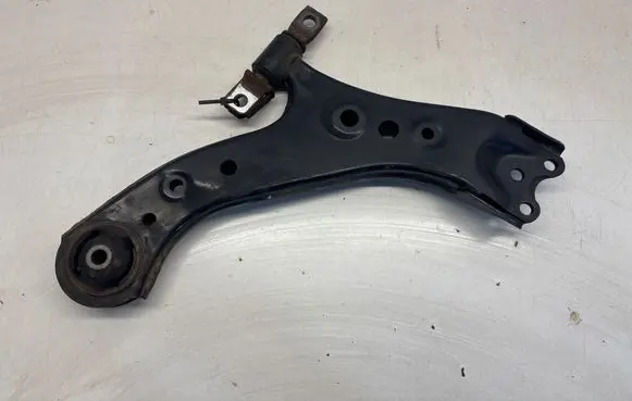 Toyota RAV 4 (XA50) Front lower control arm/wishbone