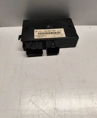 Skoda Octavia Mk2 (1Z) Tow bar trailer control unit/module 1K0907383 506153