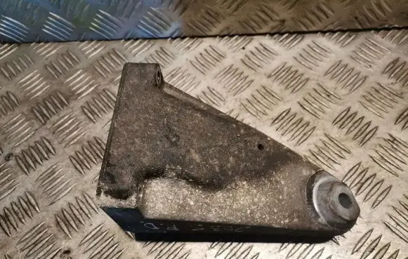 Mercedes-Benz C W203 Engine mounting bracket 6112230804