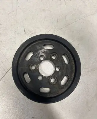 Volkswagen Golf IV Power steering pump pulley 038145255D