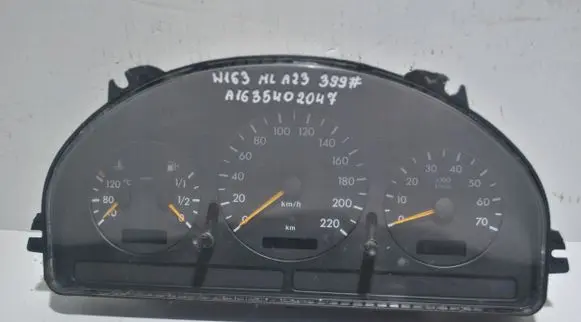 Mercedes-Benz ML W163 Speedometer (instrument cluster) A1635402047