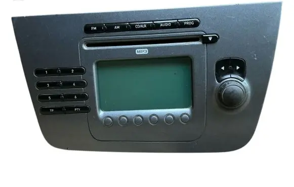 Radio/CD/DVD/GPS head unit