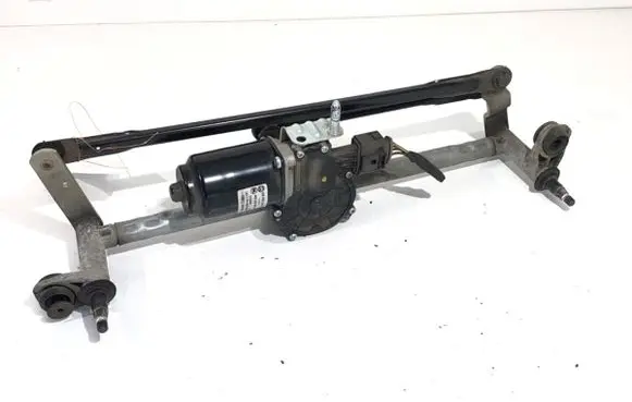 Front wiper linkage and motor