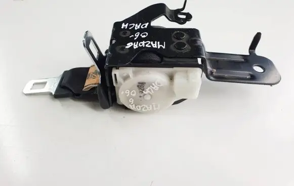 Mazda 6 Rear seatbelt