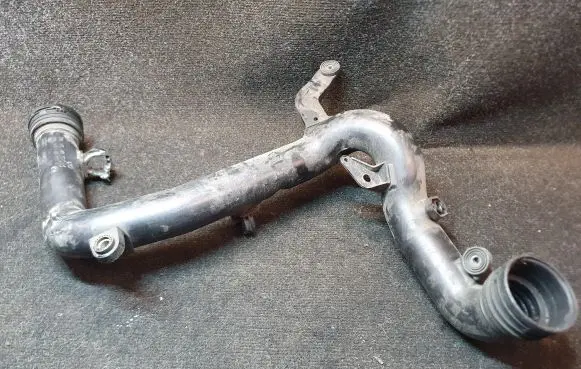 Volkswagen Golf V Intercooler hose/pipe 1K0145770B 1K0145762