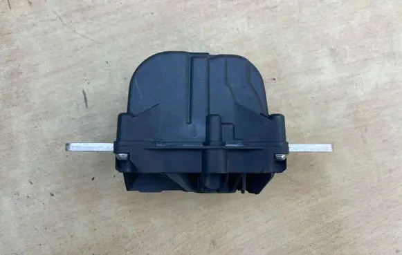 Tesla Model 3 Fuse 106468900I