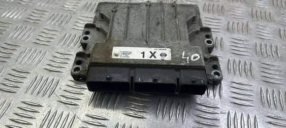 Nissan Juke I F15 Engine control unit/module 23710BV89B 180206122A