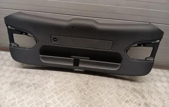 Audi Q3 8U Tailgate trim 8U0867979