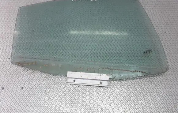 Volvo S60 Rear door window glass