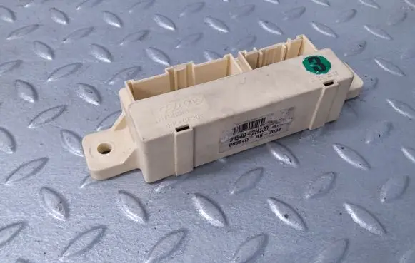 Hyundai i30 Door central lock control unit/module 919402H130