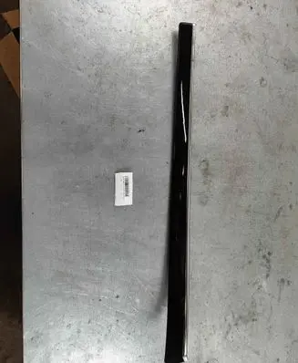 Mercedes-Benz S W222 Front door trim bar a2227202422