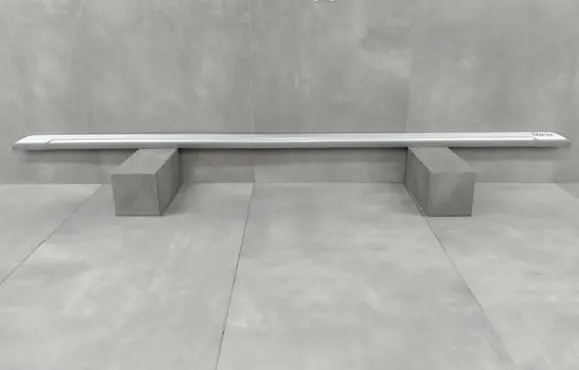 Sill/side skirt trim