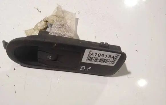 Renault Scenic II - Grand scenic II Electric window control switch 156013740