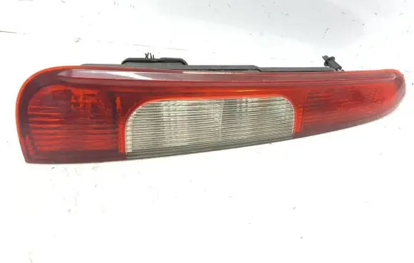 Ford Focus C-MAX Rear/tail lights 3M5113N411AA